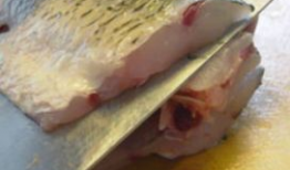 鱼片的切法视频,鱼片切法视频教程，轻松掌握烹饪技巧